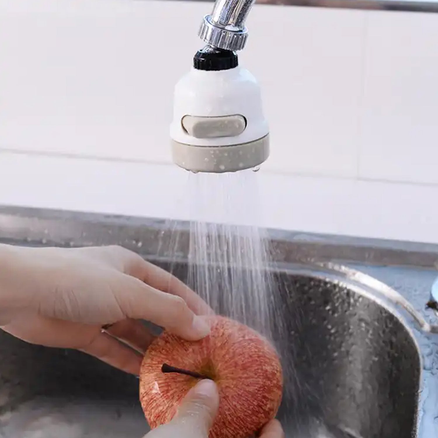 Water-saving sprinkler head with adjustable modes, suitable for various sink taps. Water-saving sprinkler head with adjustable modes, suitable for various sink taps.
